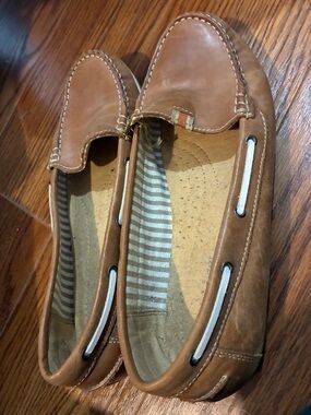 Naturalizer Women's Leather Loafers in Brown